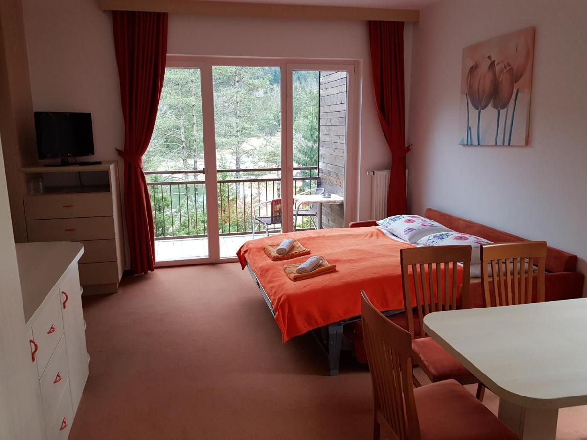 Hotel Rakitna Buitenkant foto