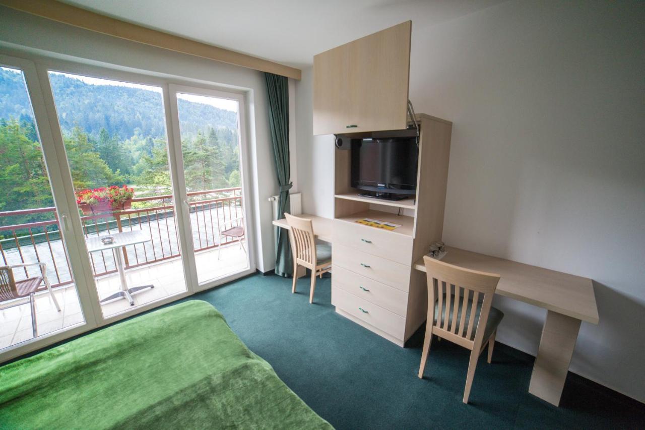 Hotel Rakitna Buitenkant foto
