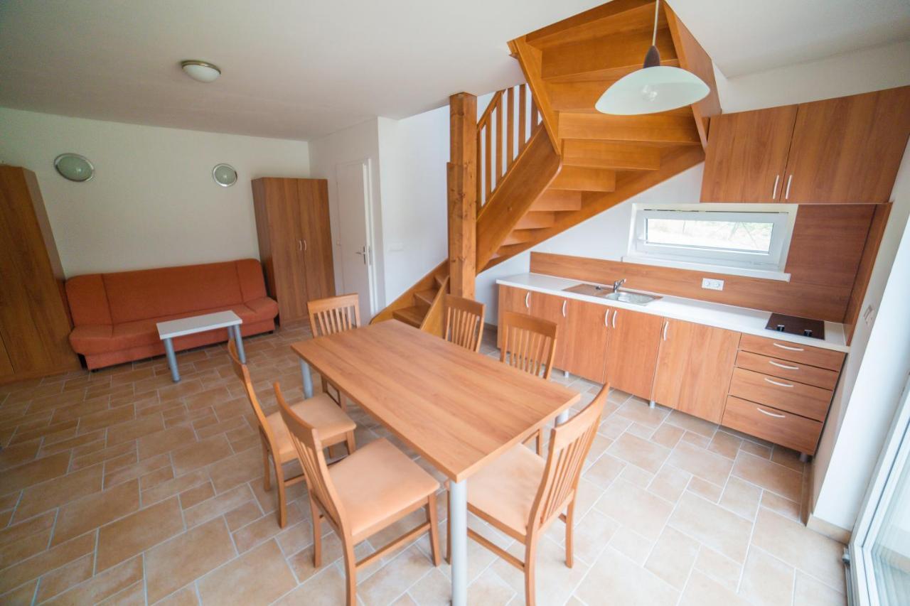 Hotel Rakitna Buitenkant foto